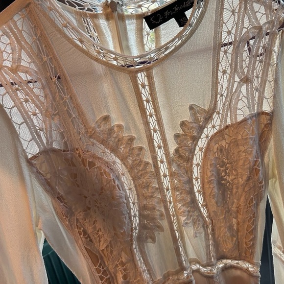 White Lace Detail Dress - Picture 2 of 3